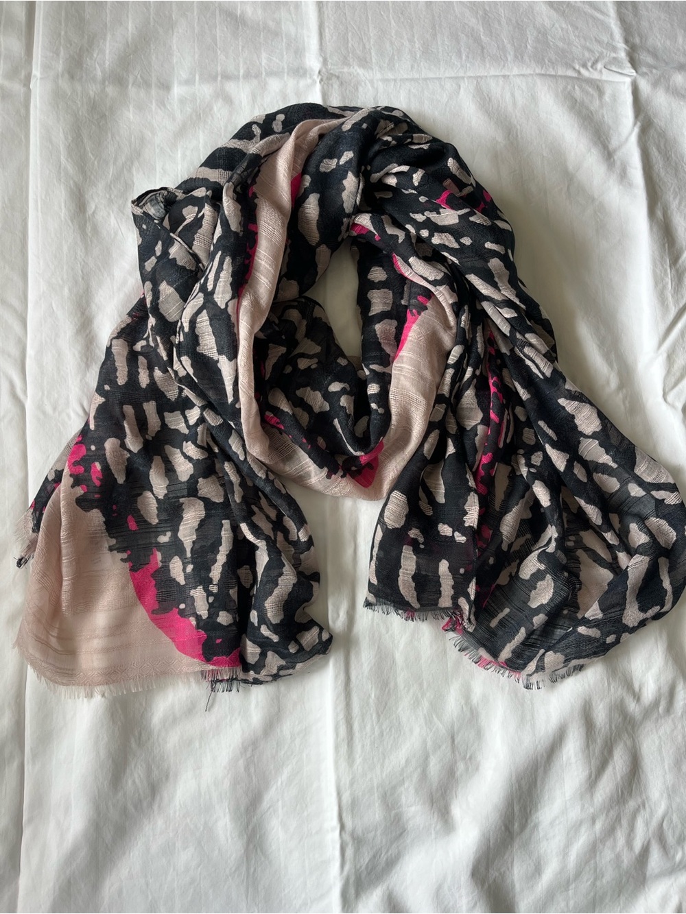 Stella & Dot Black, Beige & Pink Abstract Print Scarf